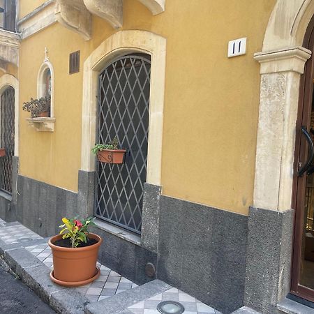 Dimora Delle Sciare - Centro Storico Apartment Catania Bagian luar foto