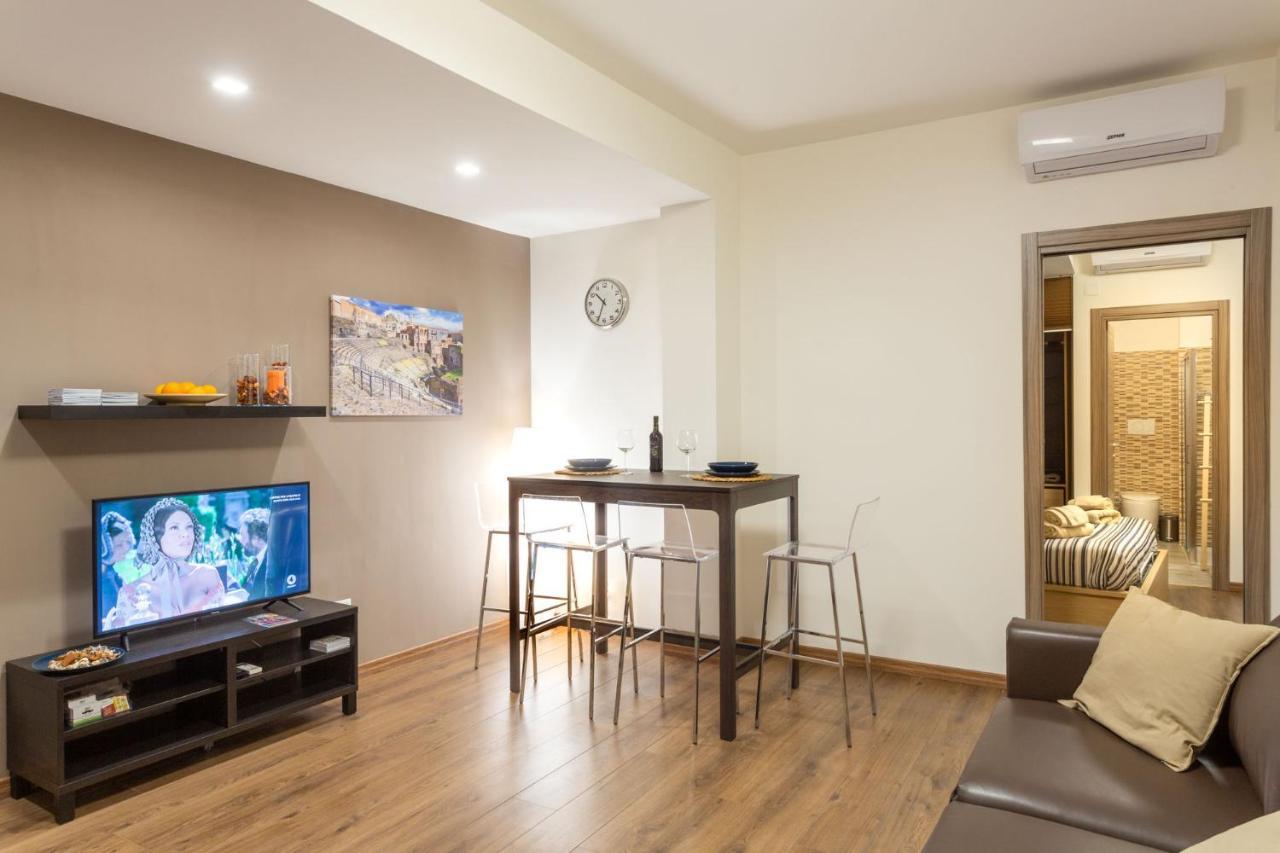 Dimora Delle Sciare - Centro Storico Apartment Catania Bagian luar foto